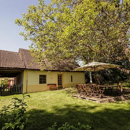 Holiday home Chalupa U Rybnika Pod Blanikem