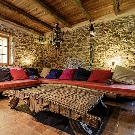 Chalupa U Rybnika Pod Blanikem Holiday home Postupice